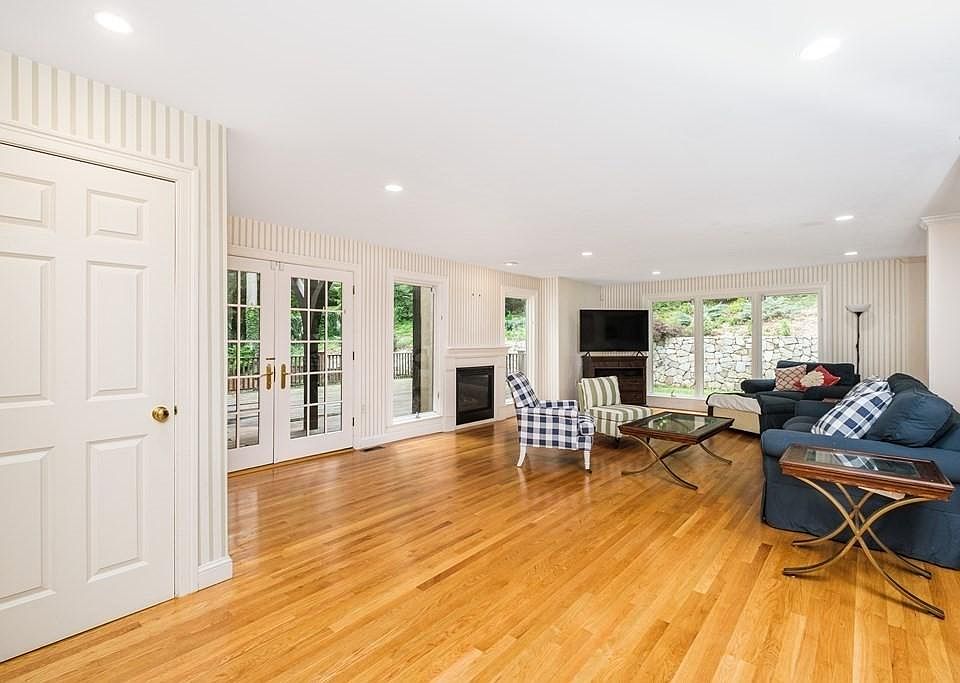 101 Hundreds Rd Wellesley Hills MA Zillow