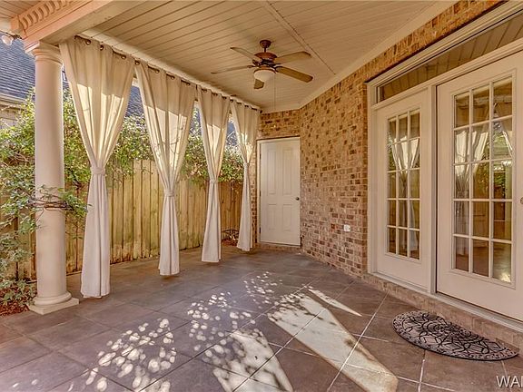 5th image of 5221 Midway Cir