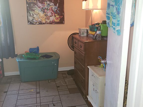 4th image of 2119 Vermont Ave