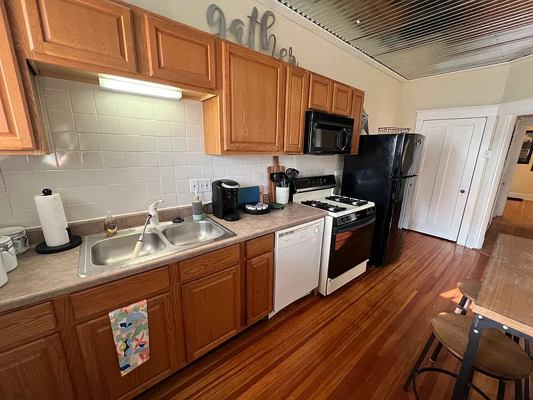 5354 Murdoch Ave — Photo 3
