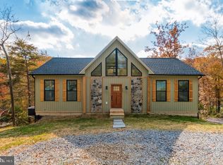 50 Phoebe Ln, Berkeley Springs, WV 25411