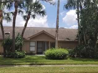 7873 Pine Trace Dr, Sarasota, FL 34243