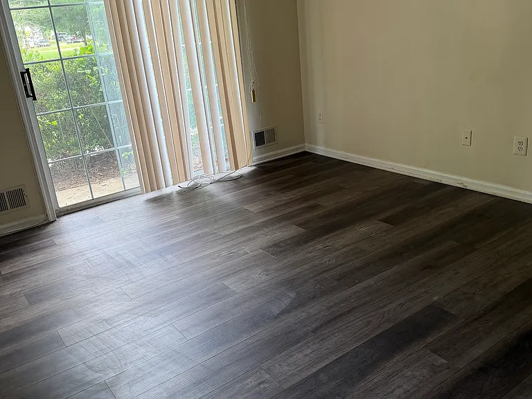 514 Tivoli Ct — Photo 5