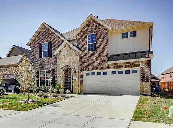 2nd image of 1633 Lost Pines Ln
