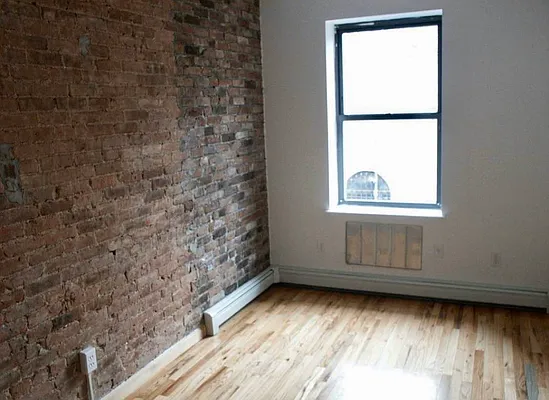 Rented by REAL New York | media 66