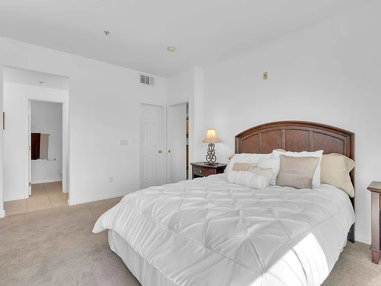 Southwest Ranch Condominiums — Photo 28