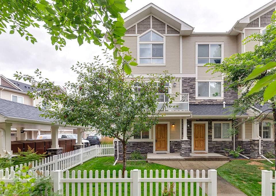1st image of 26 E Skyview Ranch Gdns NE