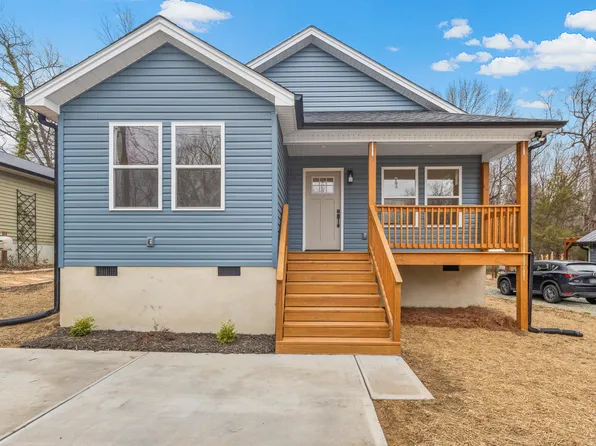 608 W Holt St, Mebane, NC 27302