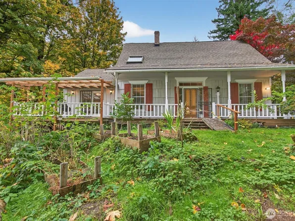 1015 Hazel Dell Road, Castle Rock, WA 98611