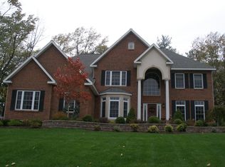 30 Alva Rd, Niskayuna, NY 12309