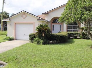 13-A Buttonwood Ln, Palm Coast, FL 32137