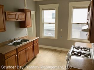 48 Providence St #1, Worcester, MA 01604
