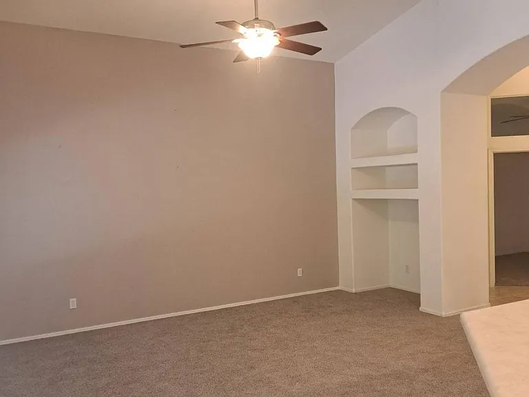 320 W Cardinal Way — Photo 6