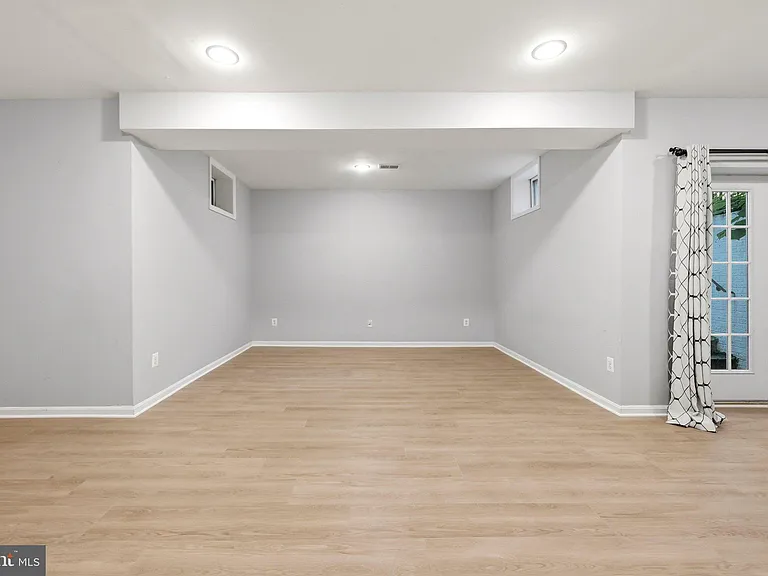 43725 Red House Dr — Photo 36