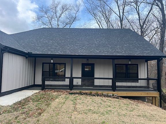 2nd image of 28 Headley Dr
