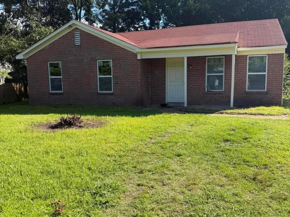 42 Stonebrook Cv, Southaven, MS 38671
