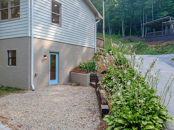 5th image of 8567 Lower Burningtown Rd
