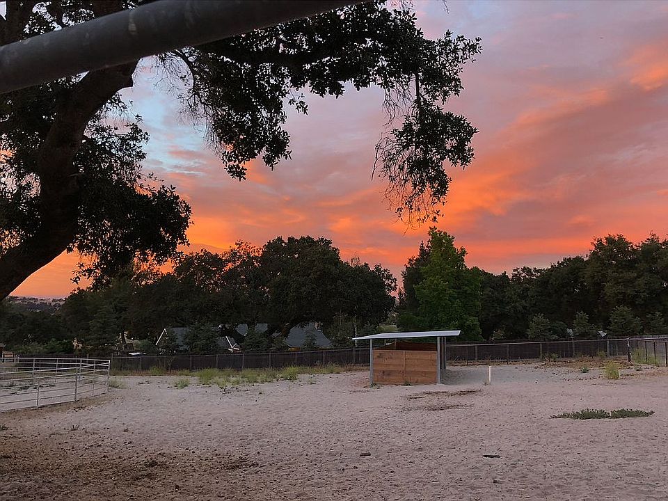 2nd image of 5010 San Benito Rd