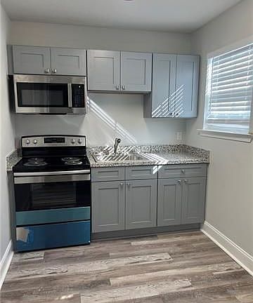 2nd image of 8512 Palmetto St