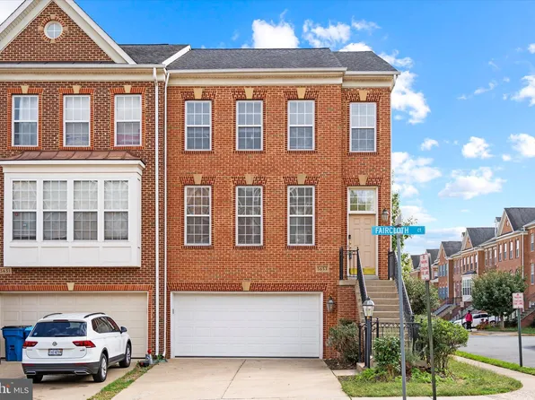 5653 Faircloth Ct, Centreville, VA 20120