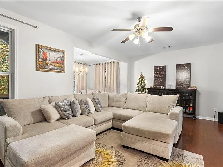 4324 Laurel Creek Ct SE — Photo 12
