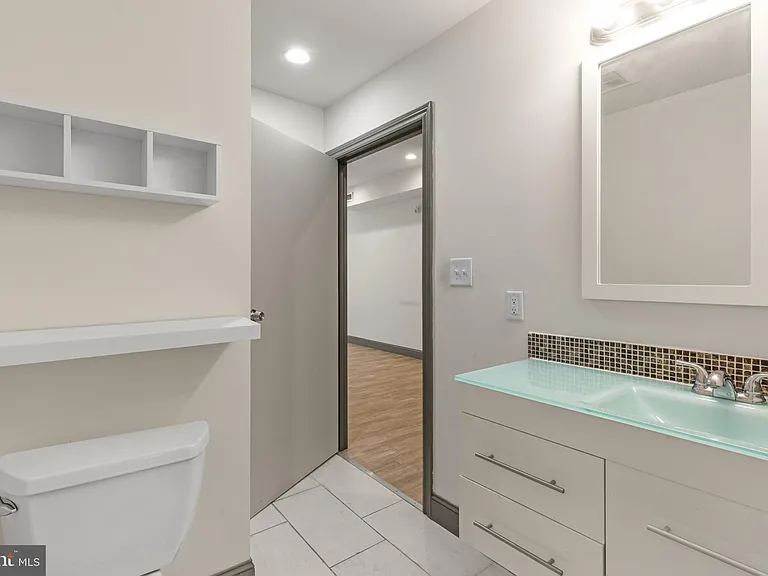 812 N 15th St #1S — Photo 18