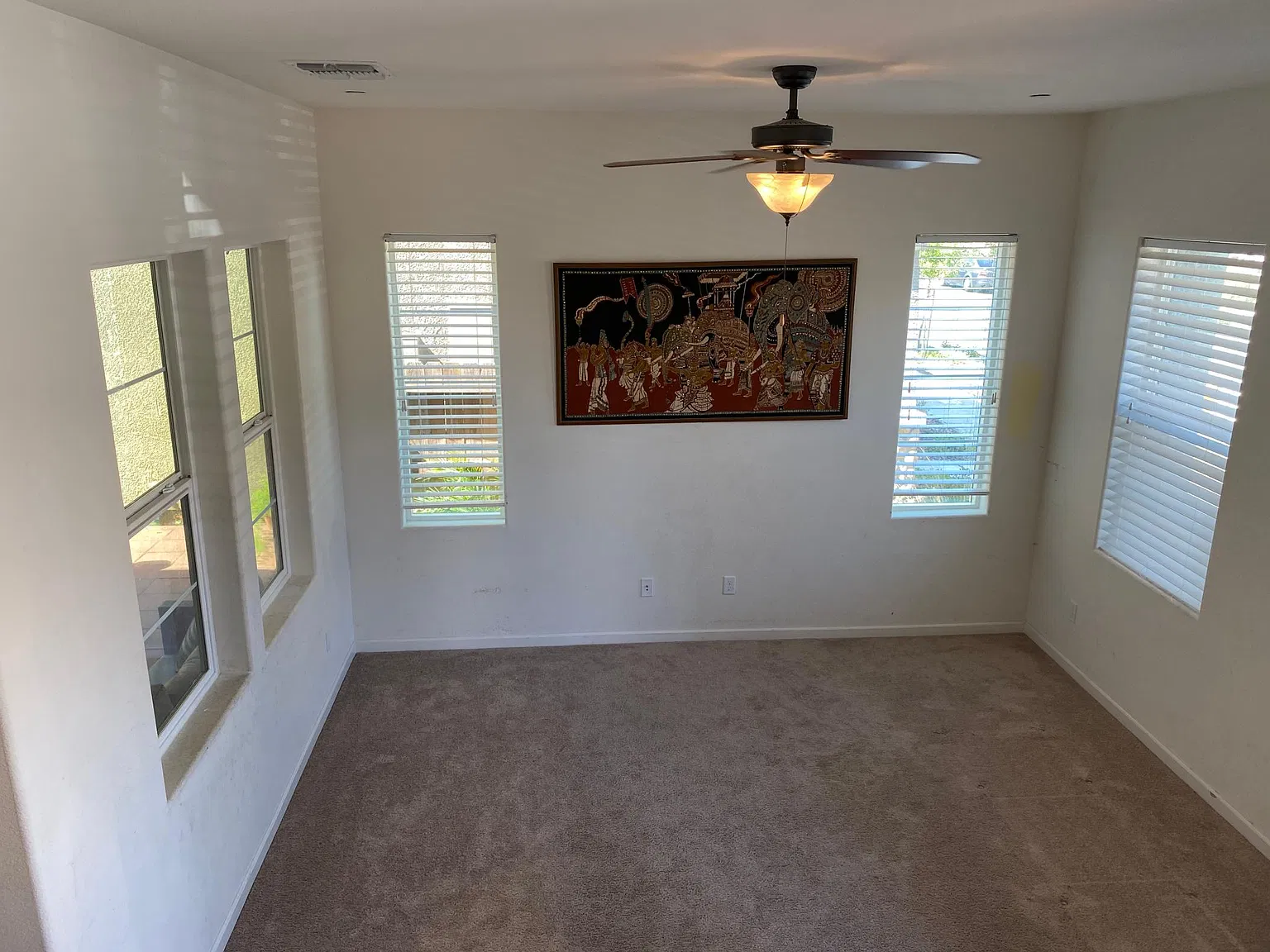 3 bed, 2.5 bath, 1892 sqft, $2,795 — Photo 2