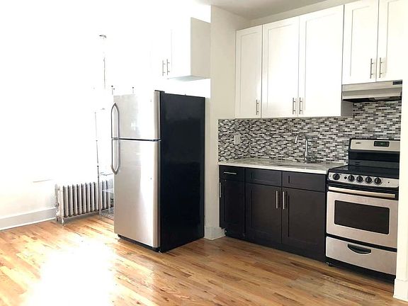 2nd image of 292 Midwood St #9B