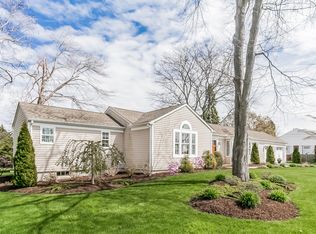 31 W Wharf Rd, Madison, CT 06443