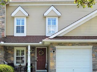 53B Lower Ridge View Cir, East Stroudsburg, PA 18302