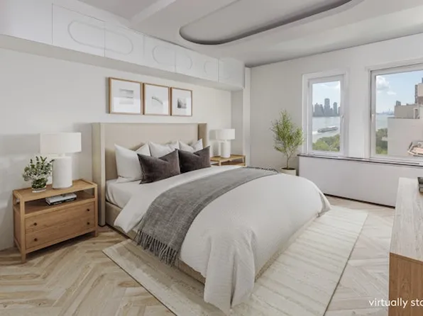 439 East 51st Street image 12 of 19