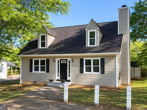 611A Seminole Dr, Griffin, GA 30223