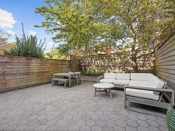 493 18th St #2, Brooklyn, NY 11215