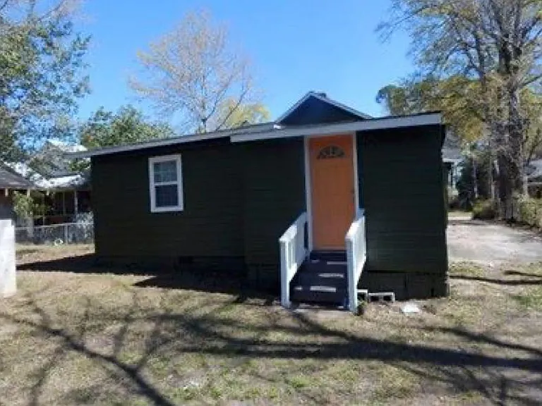 176 Clarendon St — Photo 3