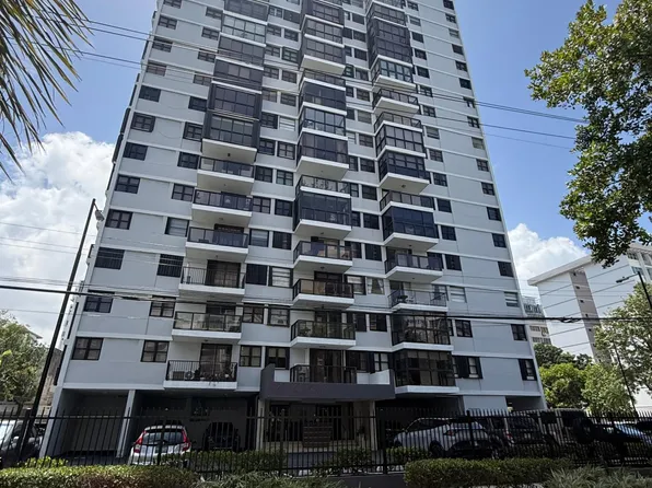 1700 Calle McLeary #1001, San Juan, PR 00911