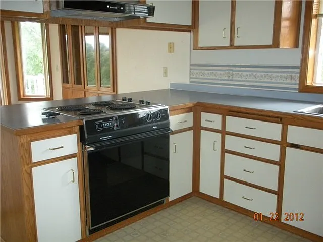 91 Brittany Ln — Photo 6