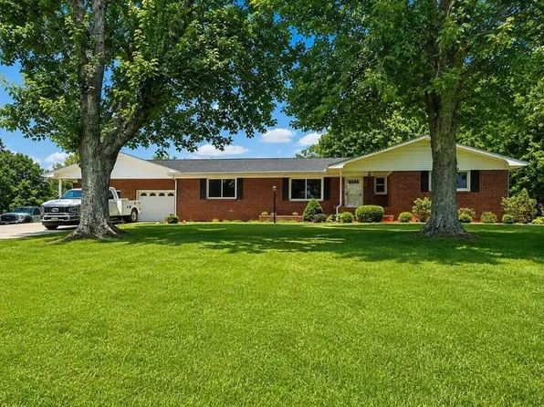 9094 Porter Pike, Oakland, KY 42159