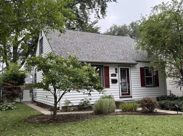 3245 North 88th STREET, Milwaukee, WI 53222