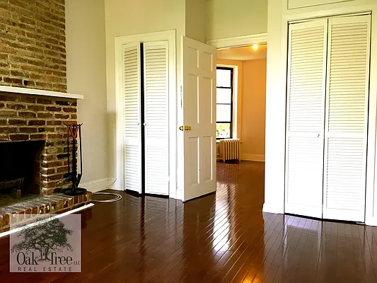 Rented by Oak Tree LLC | media 56