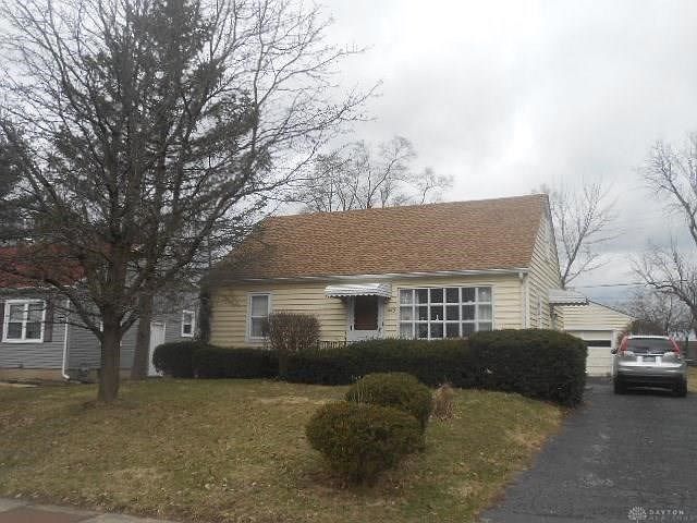1st image of 880 Catherine St