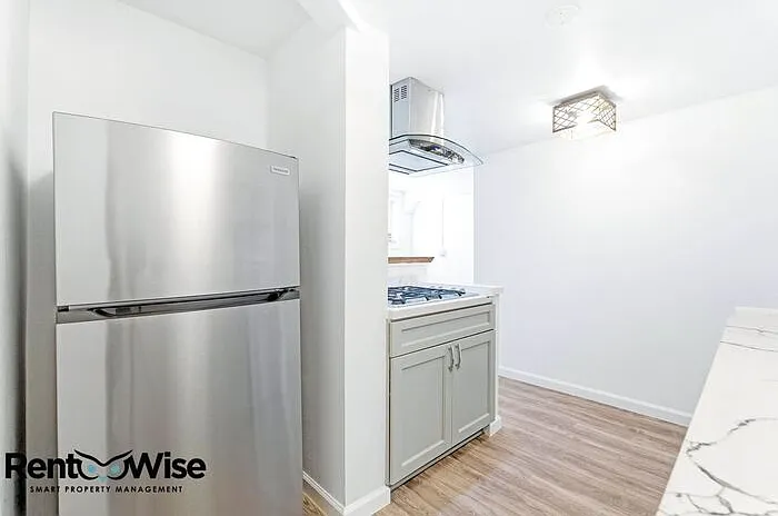 133 Caine Ave #A — Photo 5