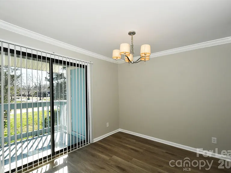 11185 Harrowfield Rd — Photo 6