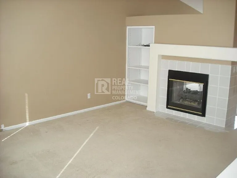 5934 Fossil Dr — Photo 10