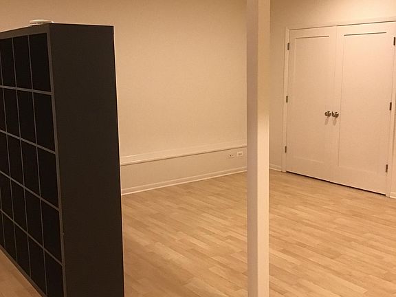 area for bed with large closet
