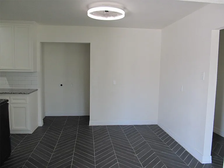 1213 Trimm Ave #A — Photo 5