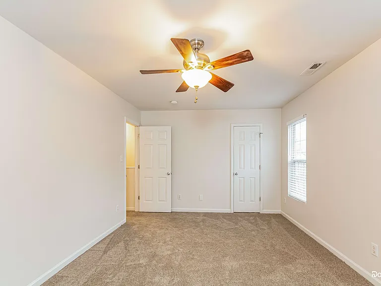 2855 Filbert St — Photo 14