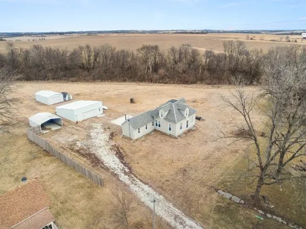23749 Turner Ct, Pleasantville, IA 50225
