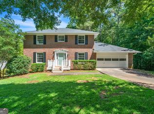 1111 Chartley Dr SW, Lilburn, GA