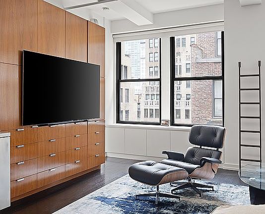 3rd image of 249 W 29th St APT 8N