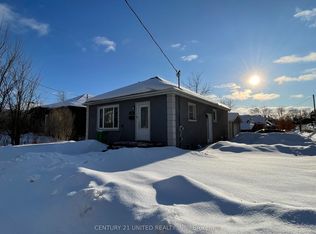 685 Armour Rd, Peterborough, ON K9H 1Z5